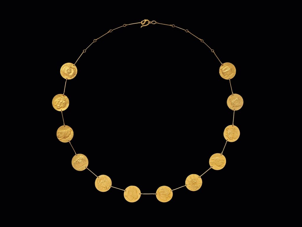 Necklace with the "Zodiac Charms" by Ai Weiwei
Photo: Taschen Verlag