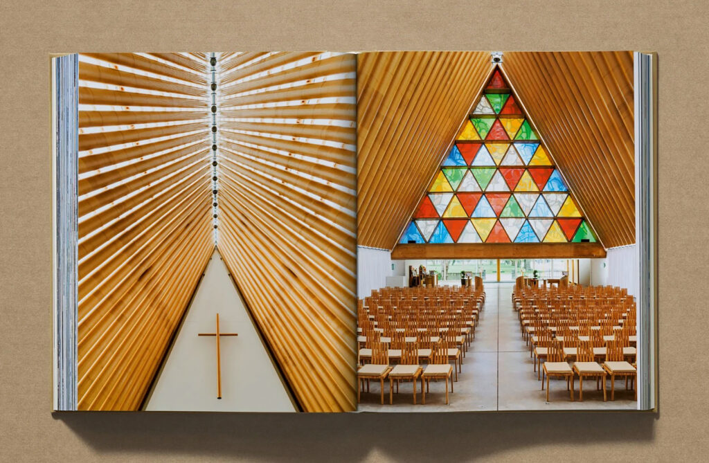 Vista dell’interno - "Shigeru Ban - Complete Works 1985 - Today"
Foto: Taschen Verlag