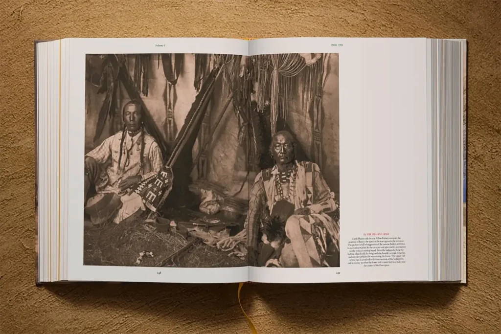 Interior view "Edward S. Curtis-The North American Indian. Complete Portfolios"
© Taschen Verlag